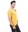 Тениска в жълт цвят с контрастен принт-2 снимка