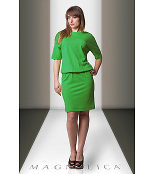 Зелена рокля с 3/4 ръкави снимка
