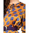 Оранжева блуза с принт в синьо-4 снимка