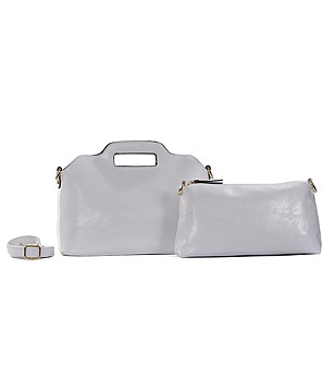 Бяла дамска чанта с вградени дръжки снимка
