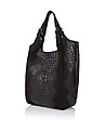 Черна кожена дамска чанта с релеф Alexandra-2 снимка