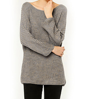 Дамски пуловер в  цвят капучино снимка