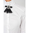 Бяла риза с висока яка и брошка-4 снимка