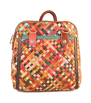 Многоцветна дамска кожена чанта-раница Berta снимка