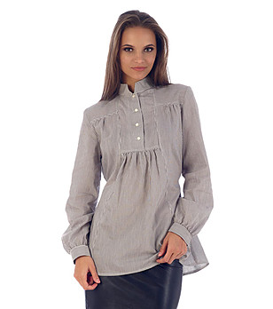 Раирана дамска памучна блуза в кафяв нюанс  снимка