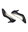 Черни кожени дамски обувки с релеф на ток-3 снимка