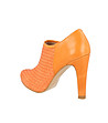 Затворени дамски оранжеви обувки Aura-2 снимка