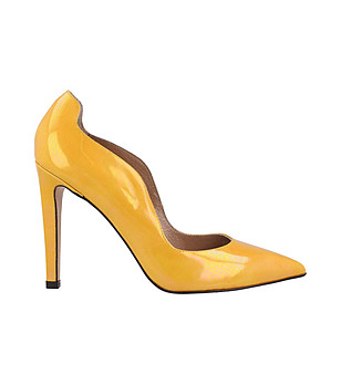 Дамски обувки от естествена кожа в цвят горчица Sesilia снимка