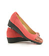 Дамски велурени обувки в цвят корал Leona-2 снимка