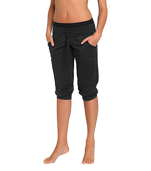 Спорен панталон с джобове в черно ROMA снимка