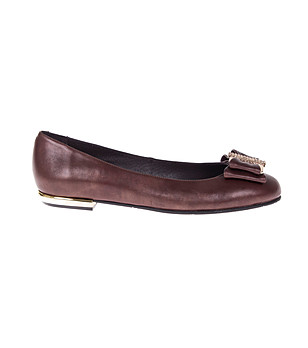 Тъмнокафяви дамски кожени обувки Fresia снимка
