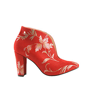 Червени дамски обувки от естествена кожа Klea снимка