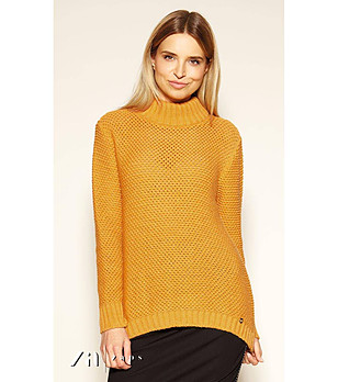 Жълт дамски пуловер Theona снимка