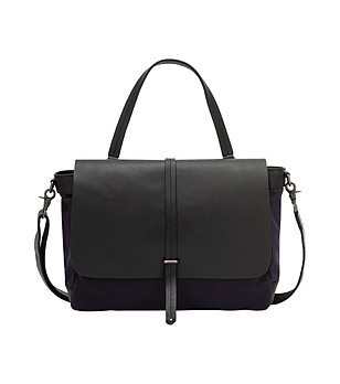 Дамска чанта в черно и тъмносиньо от текстил и естествена кожа Detroit снимка