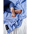 Синьо бебешко одеяло от бамбук-0 снимка