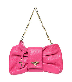 Дамска кожена чанта с нестандартен дизайн в розов нюанс Karimа снимка