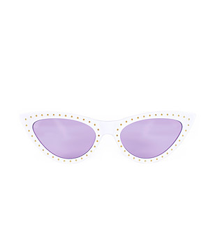 Бели дамски слънчеви очила котешко око снимка