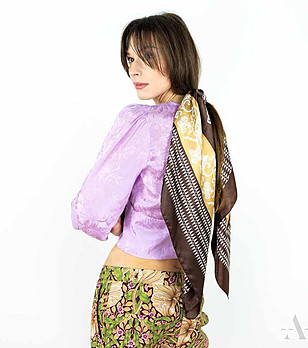 Дамски шал в кафяво и бежово с принт Emera снимка