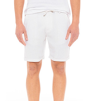 Бял мъжки къс панталон с лен Trev снимка