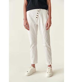 Бял дамски памучен панталон Figa снимка