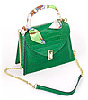 Елегантна дамска чанта в зелен нюанс от естествена кожа с верижка-3 снимка