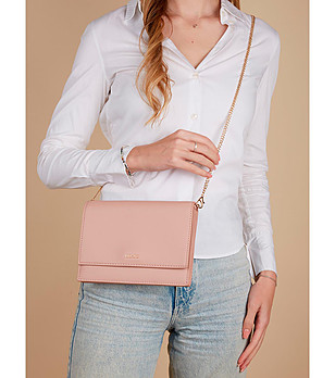 Малка дамска чанта в розов нюанс с лого Velina снимка