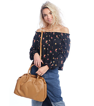Дамска кожена чанта в цвят камел Ridona снимка