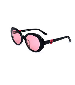 Черни овални слънчеви очила с розови лещи снимка