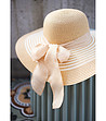 Дамска бежова шапка с бели кантове Pineto-3 снимка