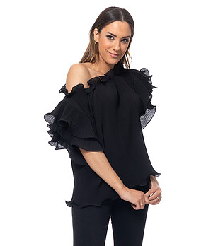 Черна дамска блуза с ефектни ръкави снимка