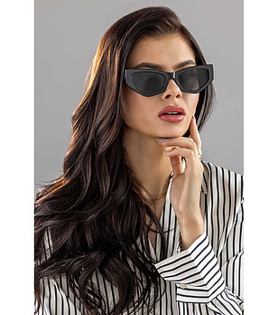 Дамски черни слънчеви очила Julia  снимка