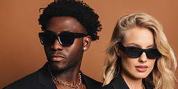 Заложи на аксесоар от любимите марки снимка