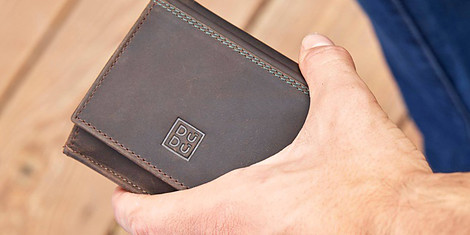 DuDu, Nuvola Pelle - портфейли за Негоснимка