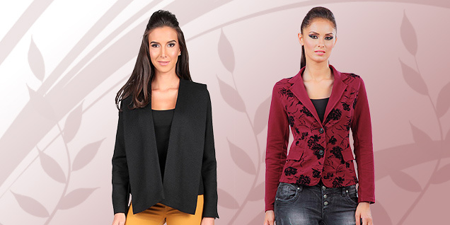 Разпродажба на дамски сака снимка