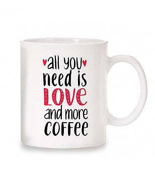 Керамична бяла чаша за кафе с надпис Love and more coffee снимка