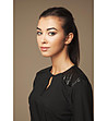 Черна дамска блуза с обло деколте-2 снимка