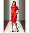 Червена рокля с лъскав ефект-0 снимка