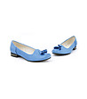 Кожени дамски обувки в син нюанс с пискюли-2 снимка