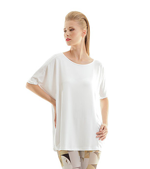 Бяла дамска блуза Modelia снимка