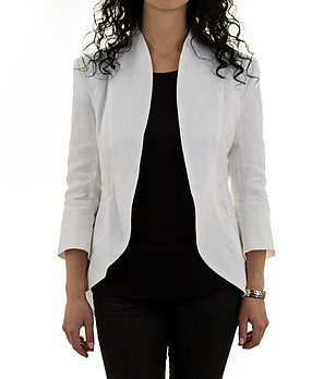 Бяло дамско сако снимка