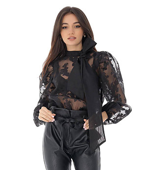 Черна прозрачна блуза с флорални мотиви Kalona снимка