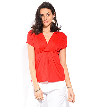 Червена дамска блуза Coline снимка