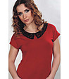 Червена дамска блуза Ksenia с черна яка-0 снимка