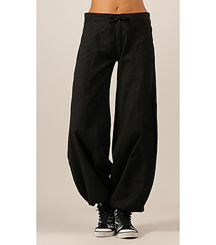 Памучен дамски панталон Carolina в черно снимка