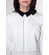 Бяла дамска блуза с черна яка-2 снимка