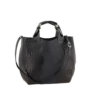 Черна дамска кожена чанта с релеф Sassari снимка
