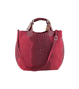 Червена дамска кожена чанта с релеф Sassari снимка