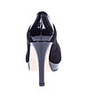 Черни дамски велурени обувки на ток-2 снимка
