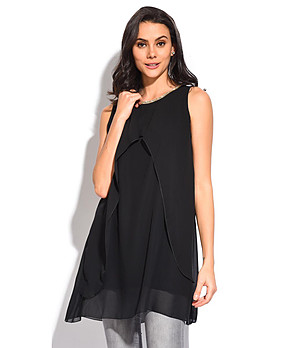 Черна многопластова рокля с естествена коприна снимка