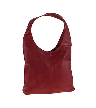 Дамска кожена чанта за рамо в червено Daneta снимка